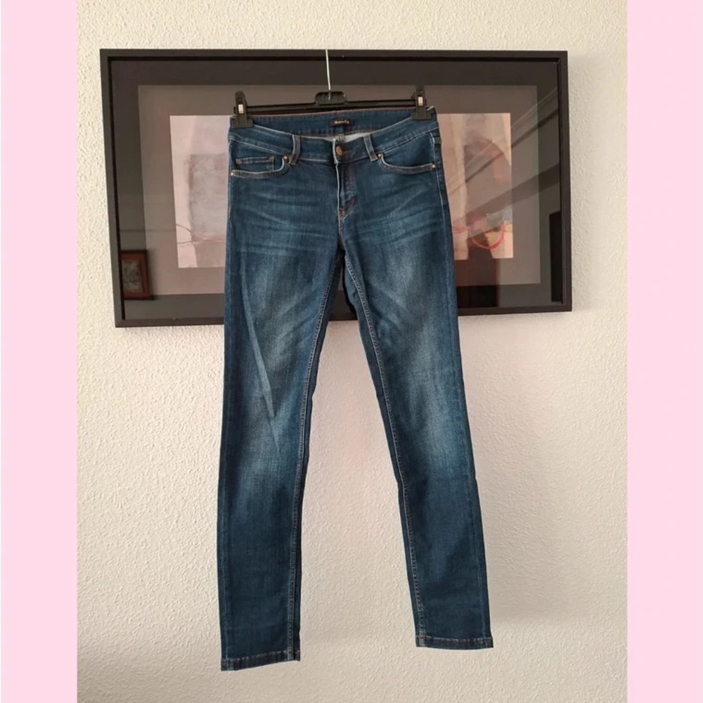 Stylish Blue Skinny Jeans for Women